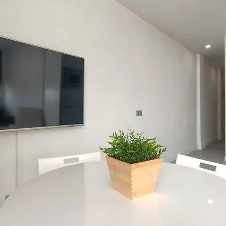 Canarian - Yumbo Luxury Apartment *